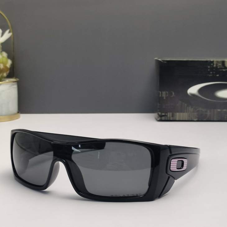 Picture of Oakley Sunglasses _SKUfw66124281fw
